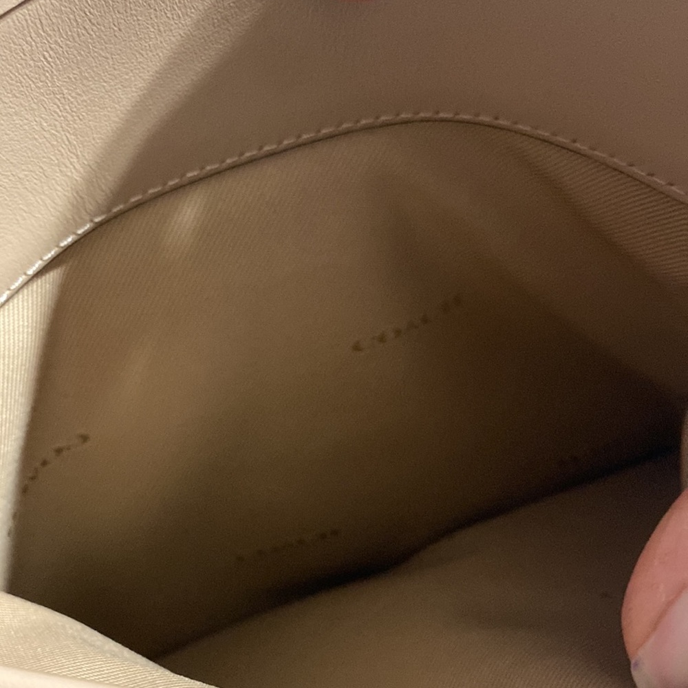 New coach crossbody. - Picture 4 of 5